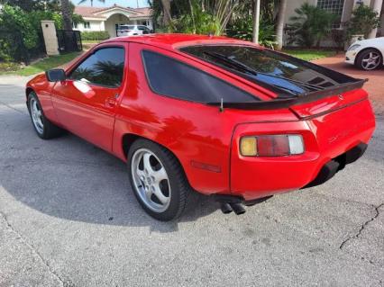 1984 Porsche 928