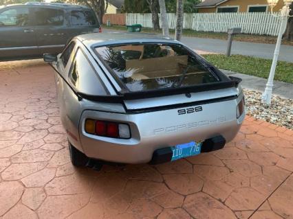 1982 Porsche 928