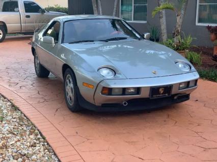 1982 Porsche 928