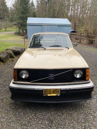 1976 Volvo 242