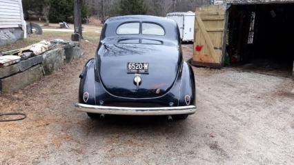 1939 Ford Deluxe