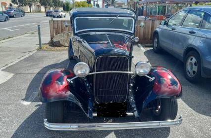 1932 Ford Sedan