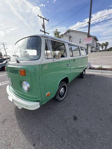 1973 Volkswagen Bus