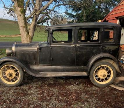 1929 Ford Sedan