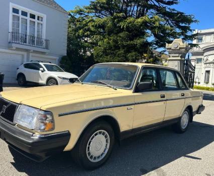 1987 Volvo 240