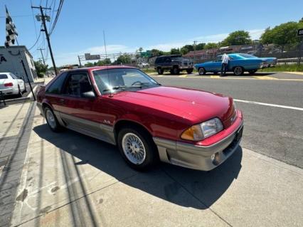 1990 Ford Mustang