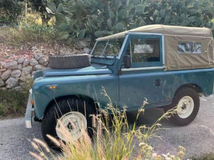 1983 Land Rover Defender