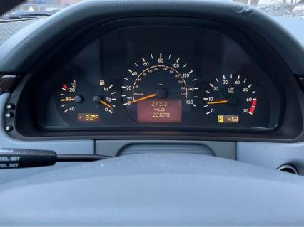 2000 Mercedes Benz E320