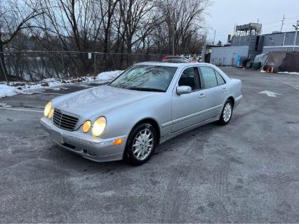 2000 Mercedes Benz E320