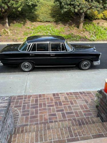 1963 Mercedes Benz 220S