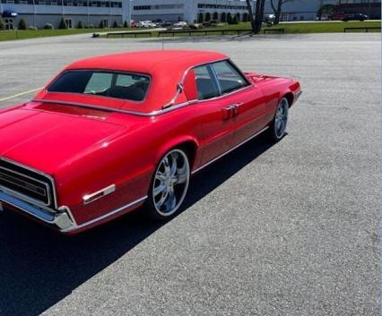 1968 Ford Thunderbird