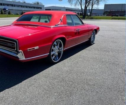 1968 Ford Thunderbird