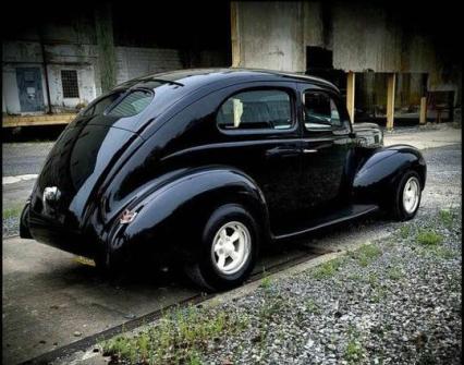 1940 Ford Deluxe