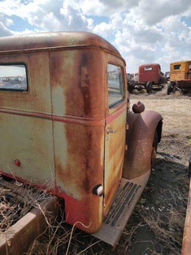 1947 Diamond T 306