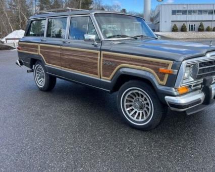 1987 Jeep Grand Wagoneer