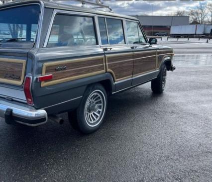 1987 Jeep Grand Wagoneer