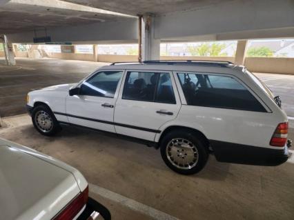 1988 Mercedes Benz 300TE