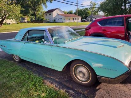 1962 Ford Thunderbird