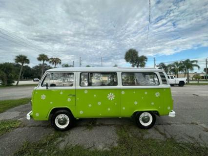 1975 Volkswagen Bus