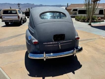 1948 Ford Super Deluxe