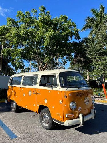 1971 Volkswagen Bus