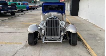 1929 Willys Sedan