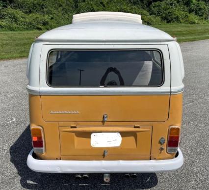 1972 Volkswagen Bus