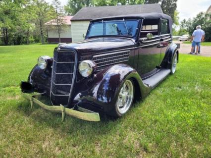 1935 Ford Cabriolet