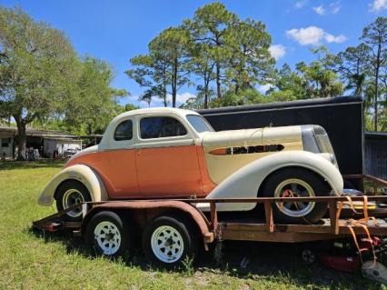 1936 Chrysler Coupe