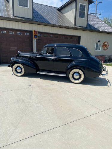 1940 Pontiac Silver Streak