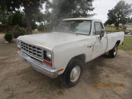 1985 Dodge Power Wagon