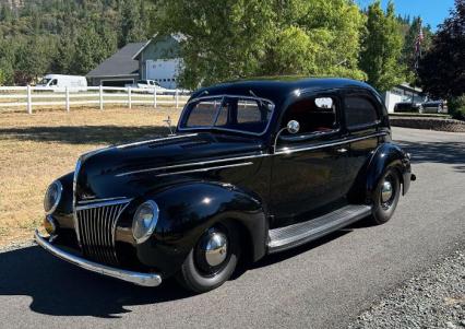 1939 Ford Deluxe