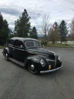 1939 Ford Deluxe