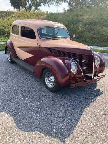 1938 Ford Sedan