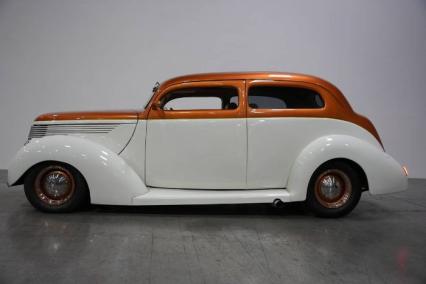 1938 Ford Humpback