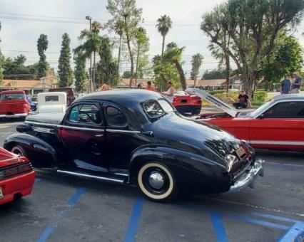 1937 Oldsmobile F37