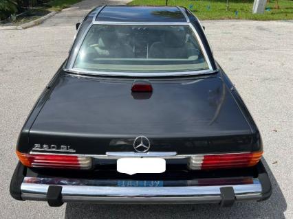 1986 Mercedes Benz 560 SL