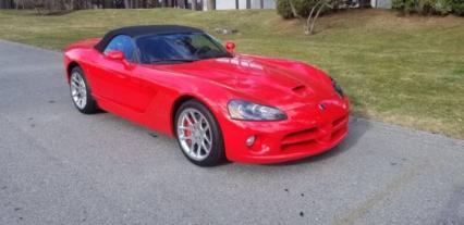 2004 Dodge Viper