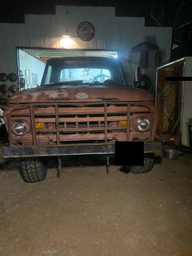 1961 Ford F250