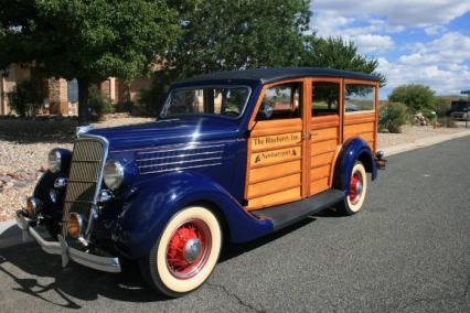 1935 Ford Woody