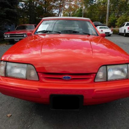 1992 Ford Mustang