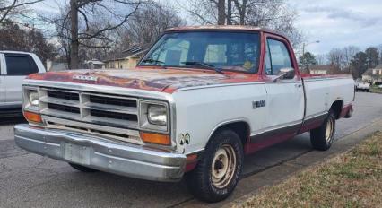 1988 Dodge D100