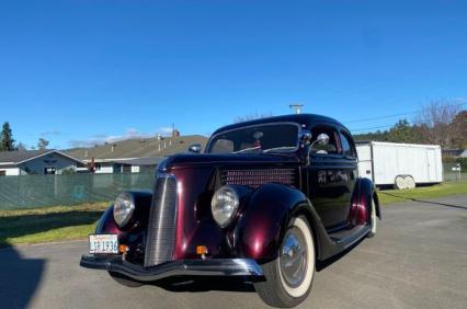 1936 Ford Custom