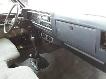 1984 Mitsubishi Might Max