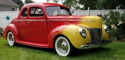 1940 Ford Deluxe