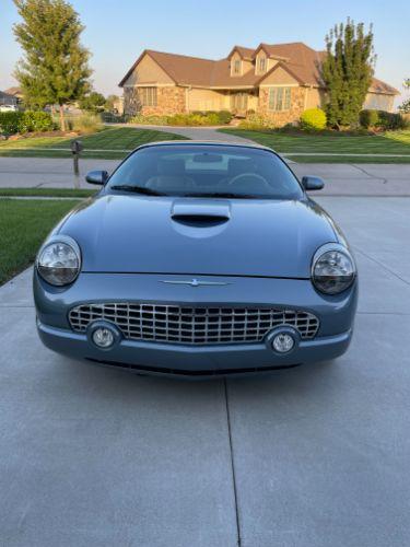 2005 Ford Thunderbird