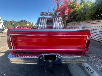 1975 Dodge Power Wagon