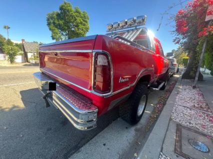 1975 Dodge Power Wagon