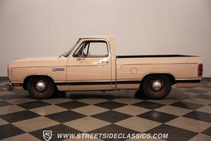 1984 Dodge D100