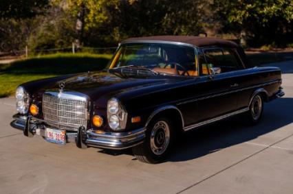 1971 Mercedes-Benz 280SE 35